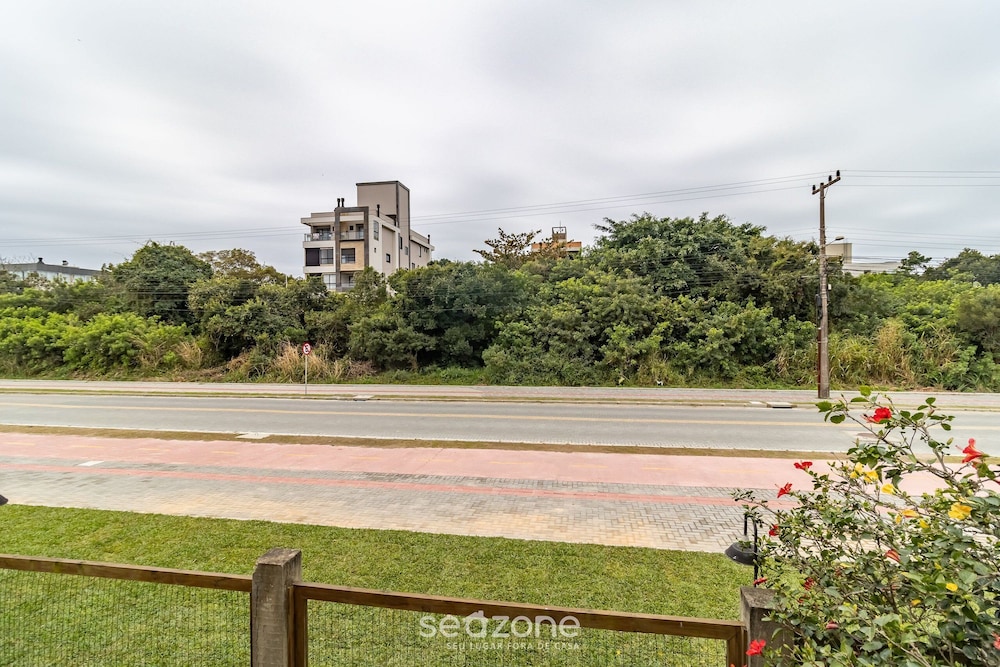 VLE Lindo condomínio em meio à natureza