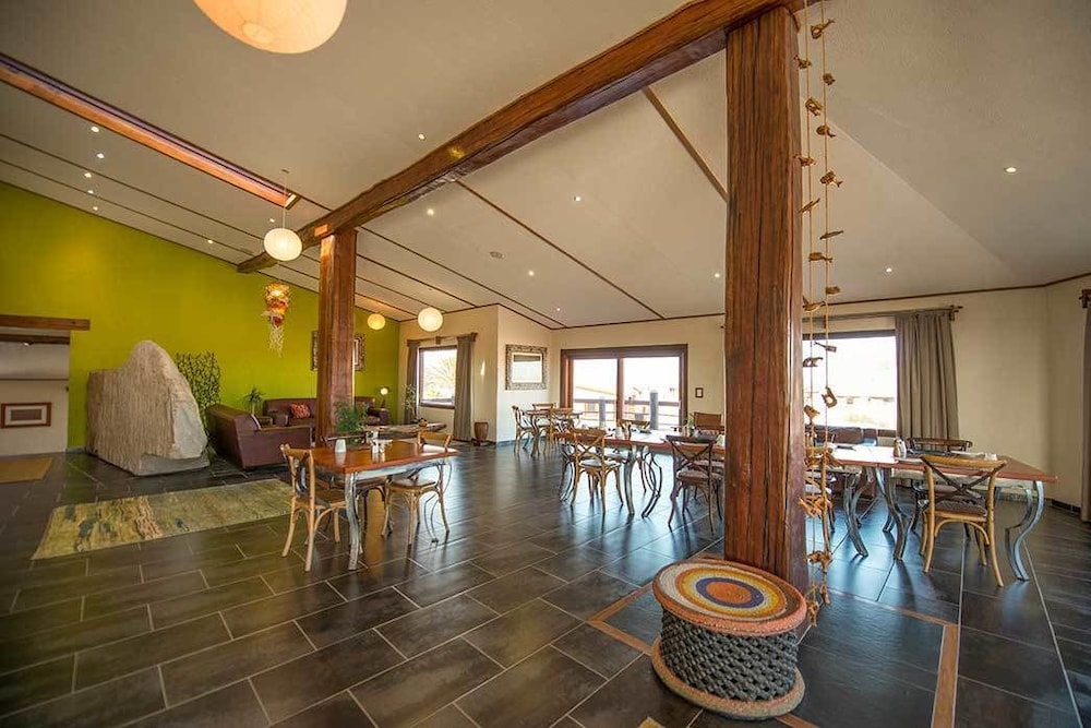 Desert Breeze Lodge
