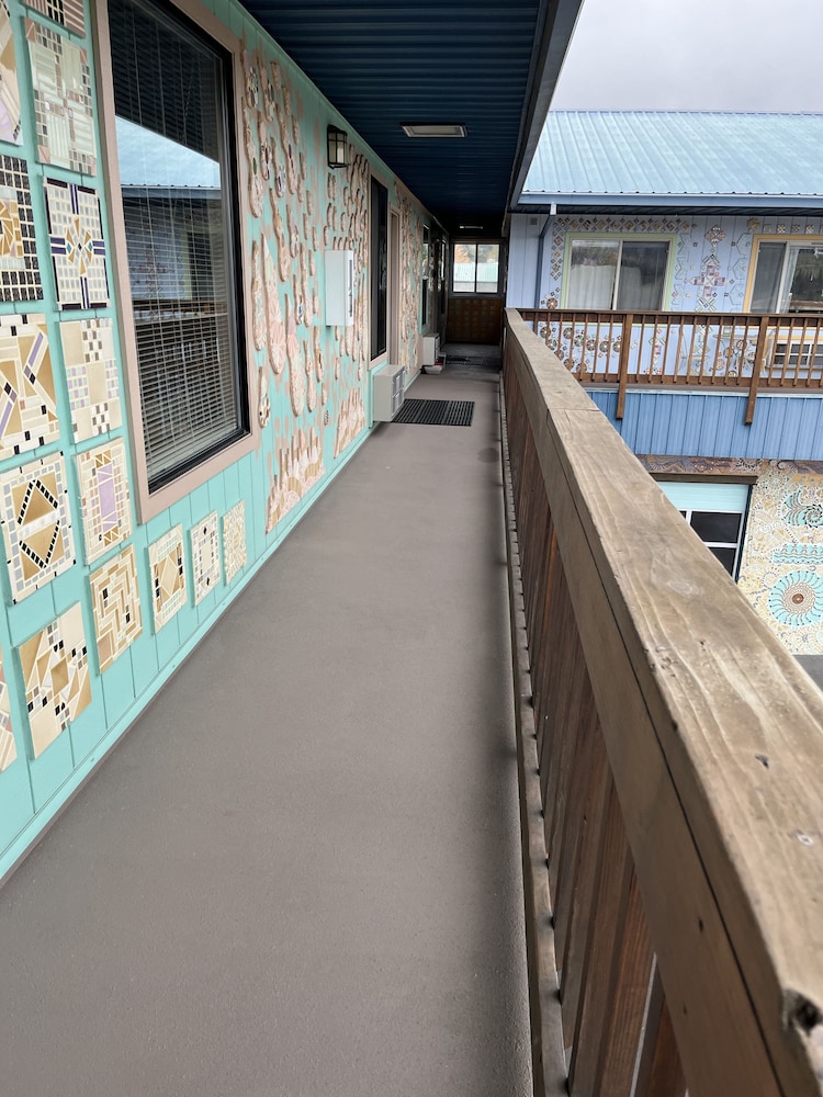 Ashland Vacations - Ashland Commons Hostel - Property Image 22