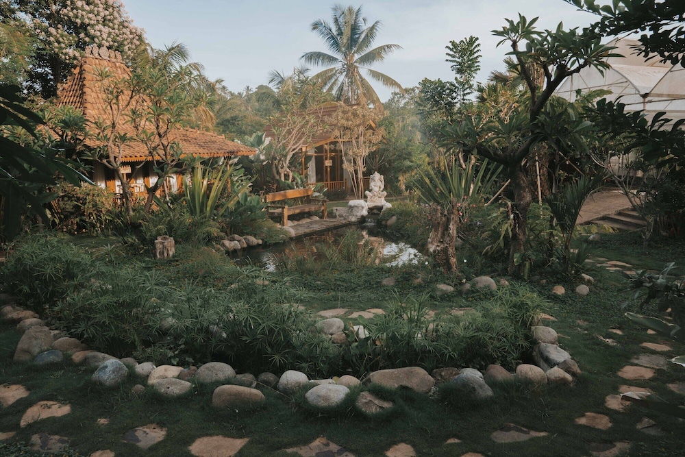 Kusfarm Bali by AHM 86