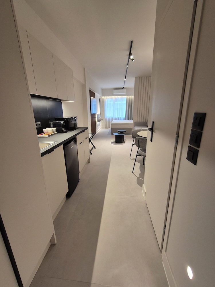 Shape Suites Athens