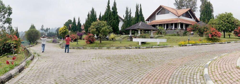 Berlian Resort