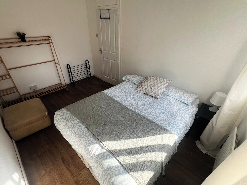 Paddington Modern Apartment With 3 Bedrooms