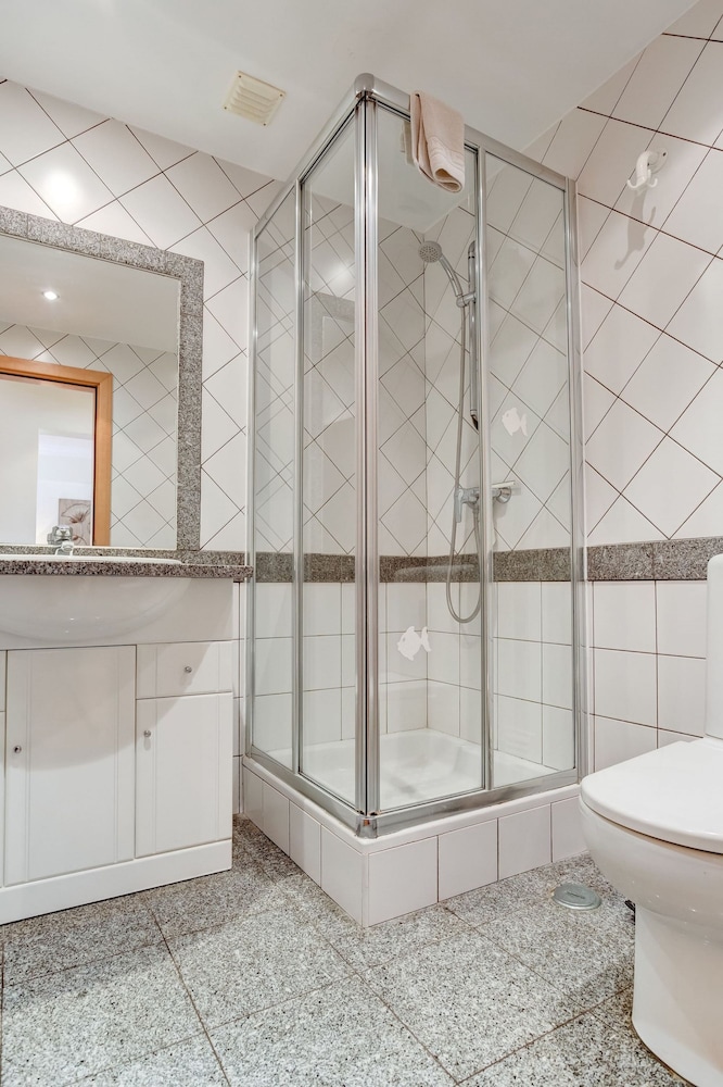 Outra Vez Spacious Apartment 5 Minute Walk From