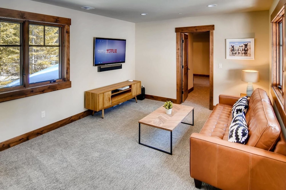 Arrowhead Lodge in Suncadia Home