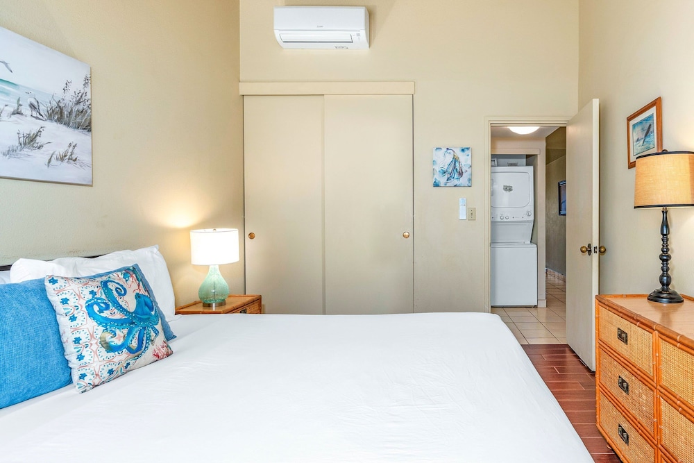 Summer Sale! - Ocean View, King Beds, Split-ac - Kamaole Sands 4-407 - Book Now!