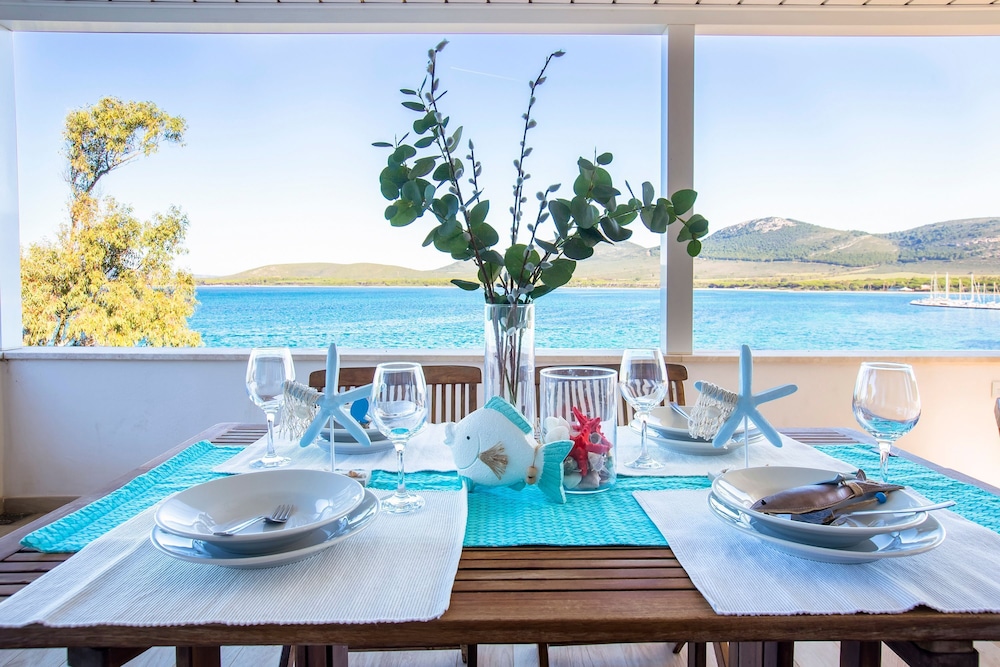 Sardinia Re - Porto Conte Bay Terrace