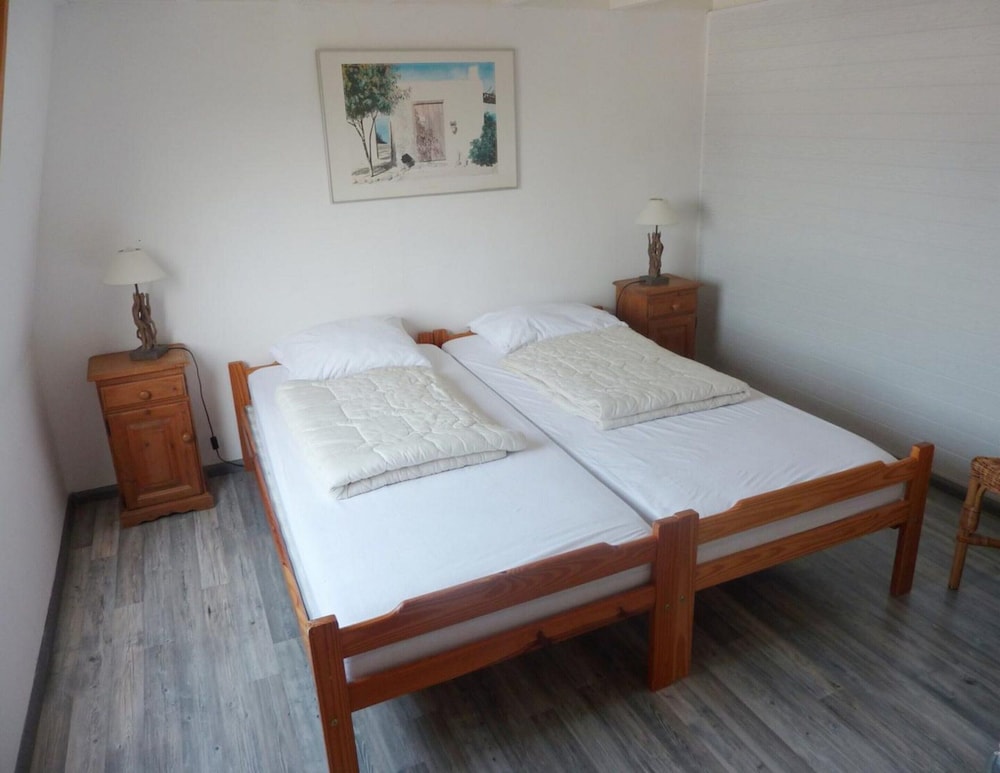 Sunlit Holiday Home by the Sea view 5