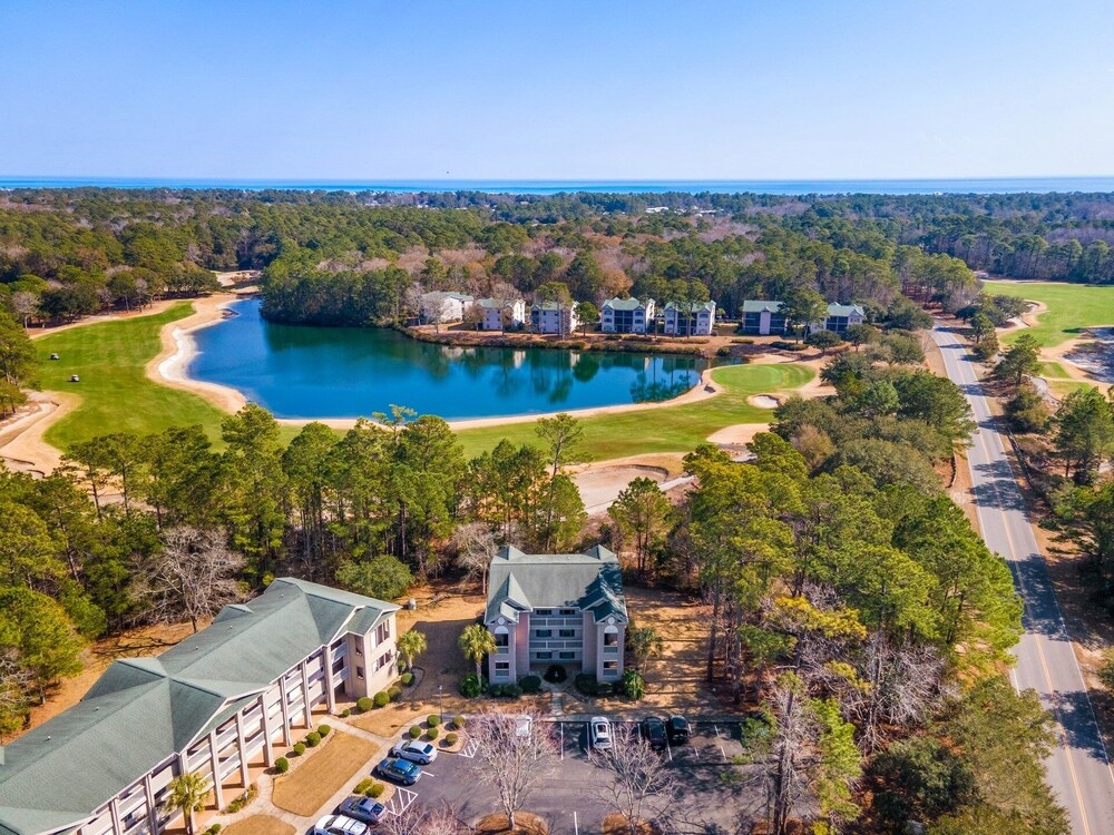 53e Bayside Birdie 2 Bedroom Condo