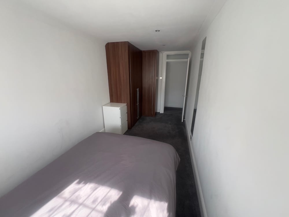 Charming Houghton Regis House With 4 Bedrooms