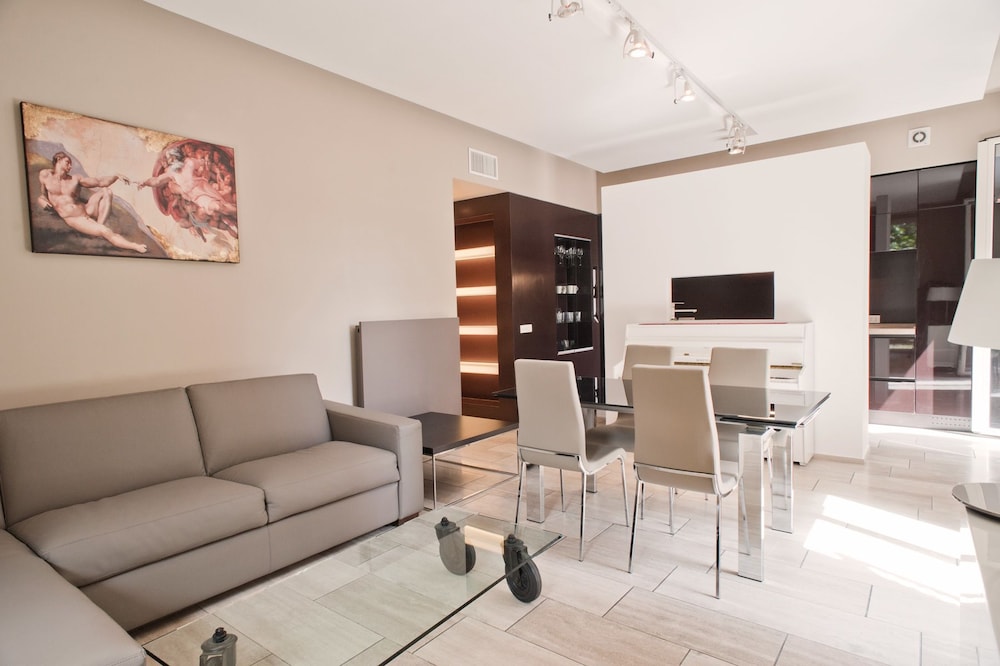 Rent In Rome - Vatican Deluxe