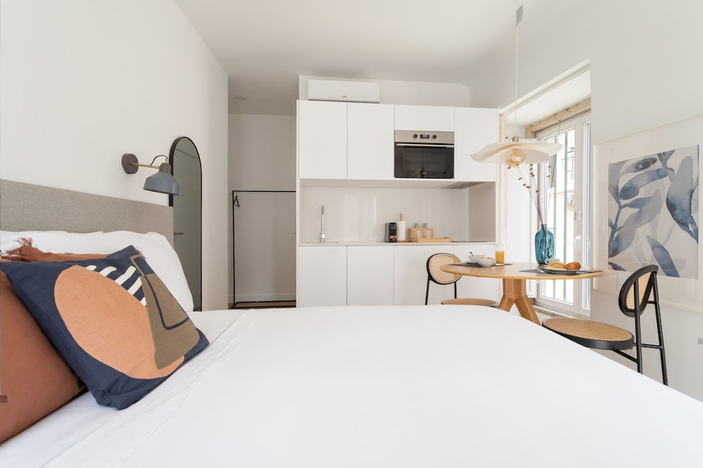 Lapa Diplomatic Flat 0 3 by Feel Lisboa