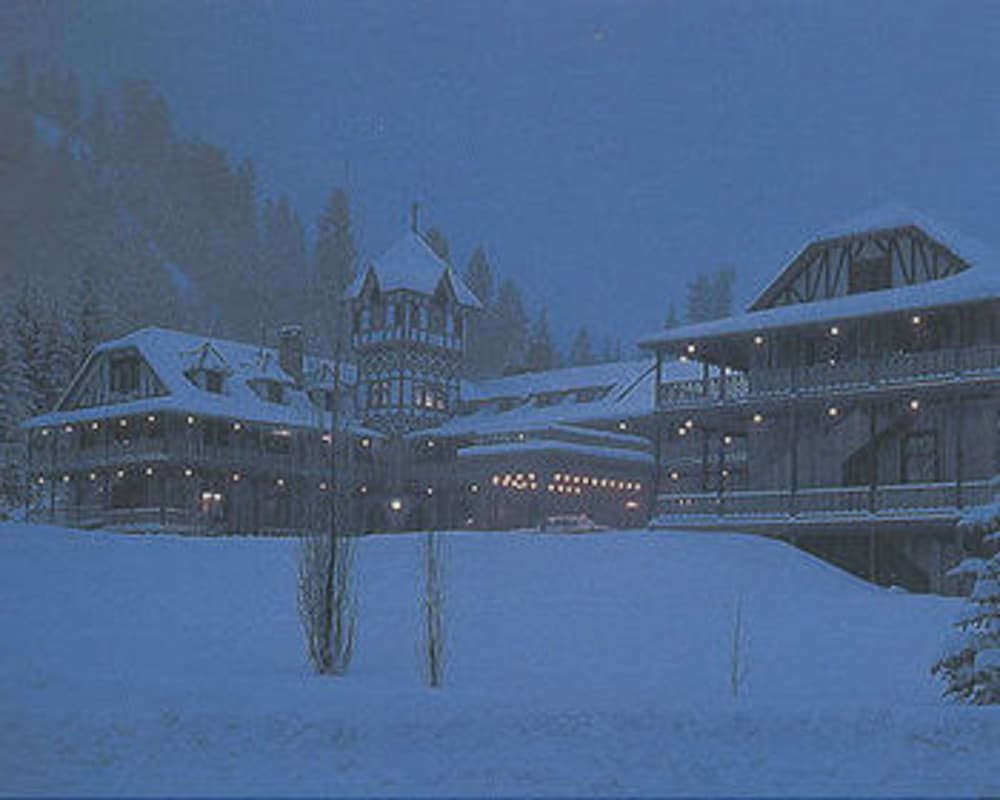 The Historic Redstone Inn