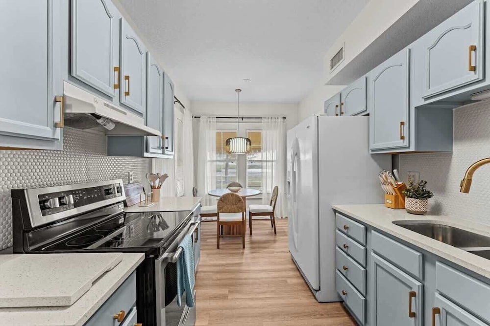 304 Lakeshore - Unit 1 and 2