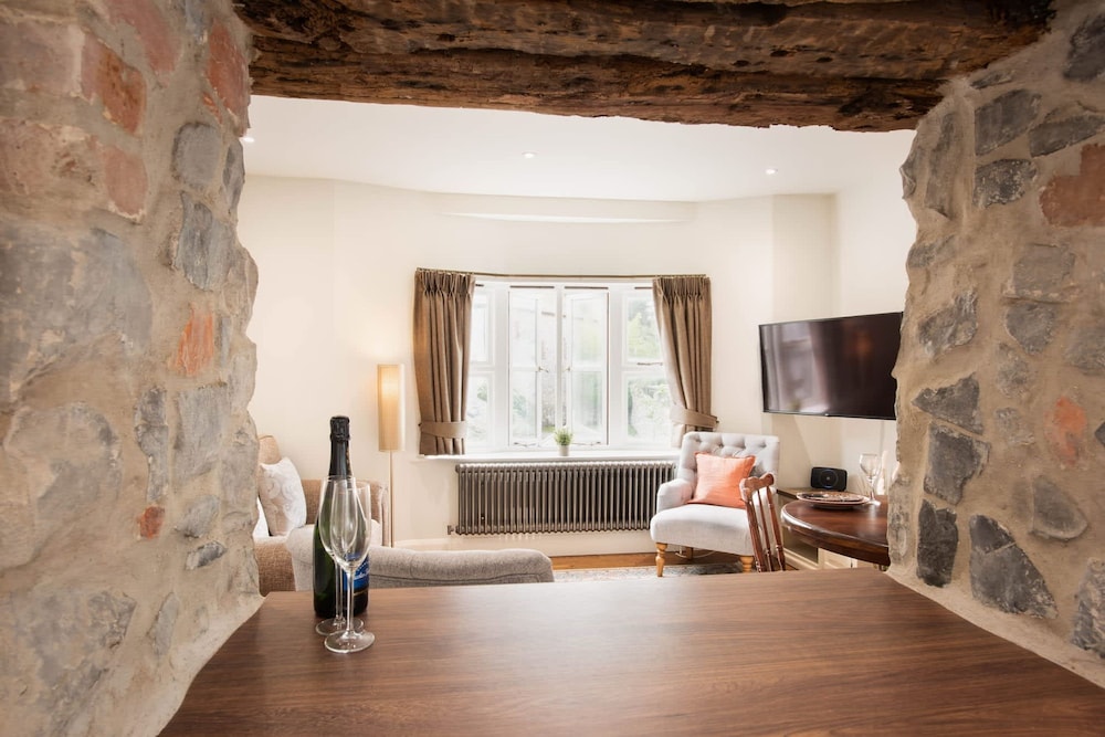 Host Stay Baker s Loft