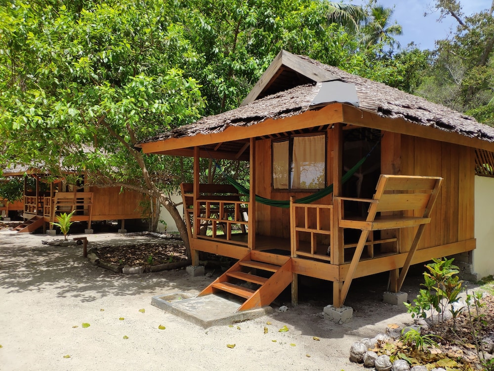 Harmony Bay Resort and Dive Center view 2