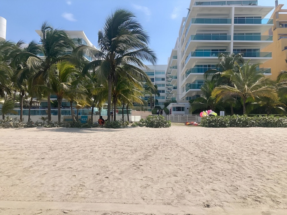 Condominio frente al mar Morros 922