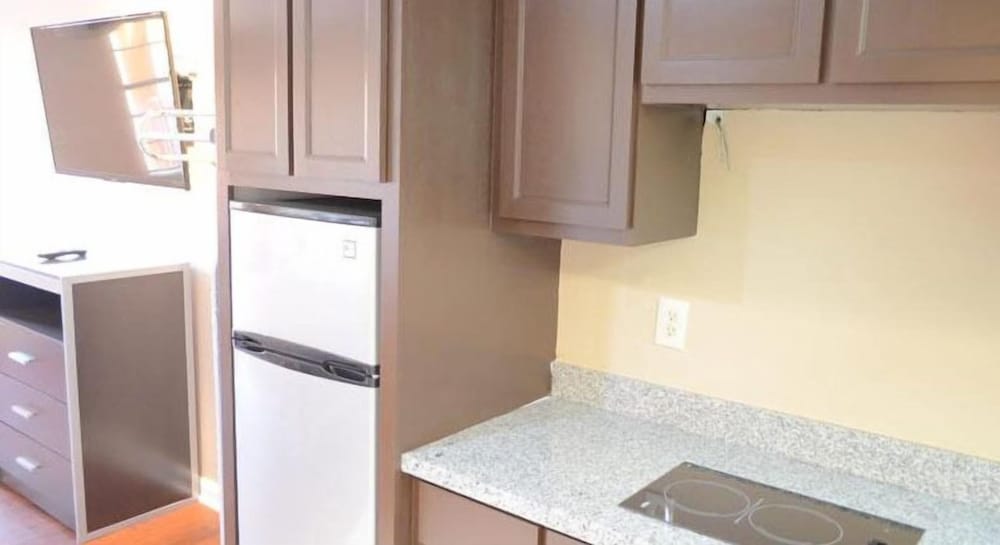 Regency Inn - Property Image 5