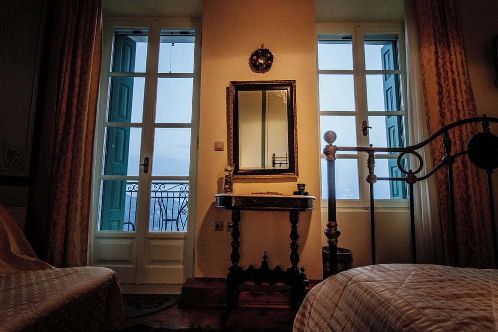 Gero-fotis Guesthouse - Upper Floor Superb View