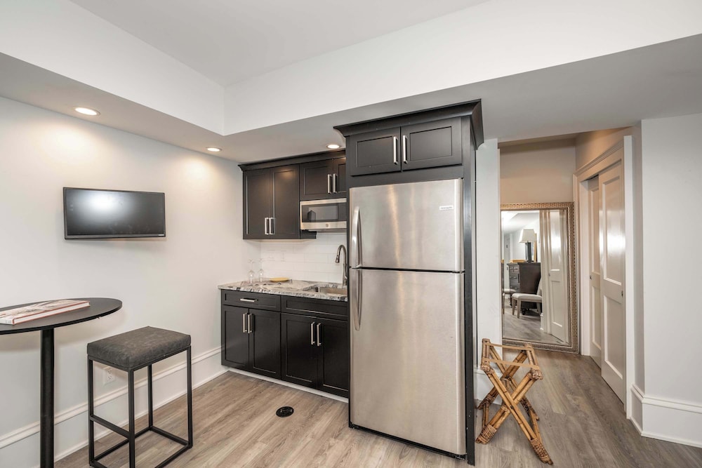 Mt. Adams Nest Studio for 2