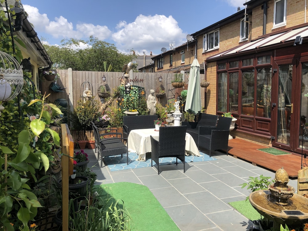 outdoor bbq area