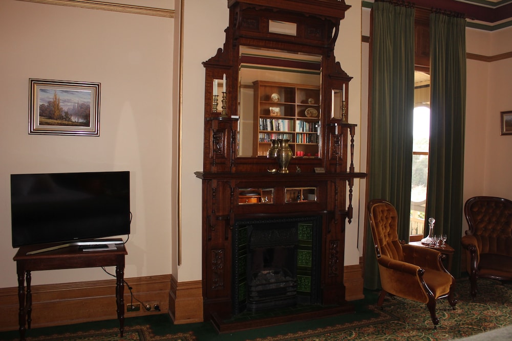 Turret House