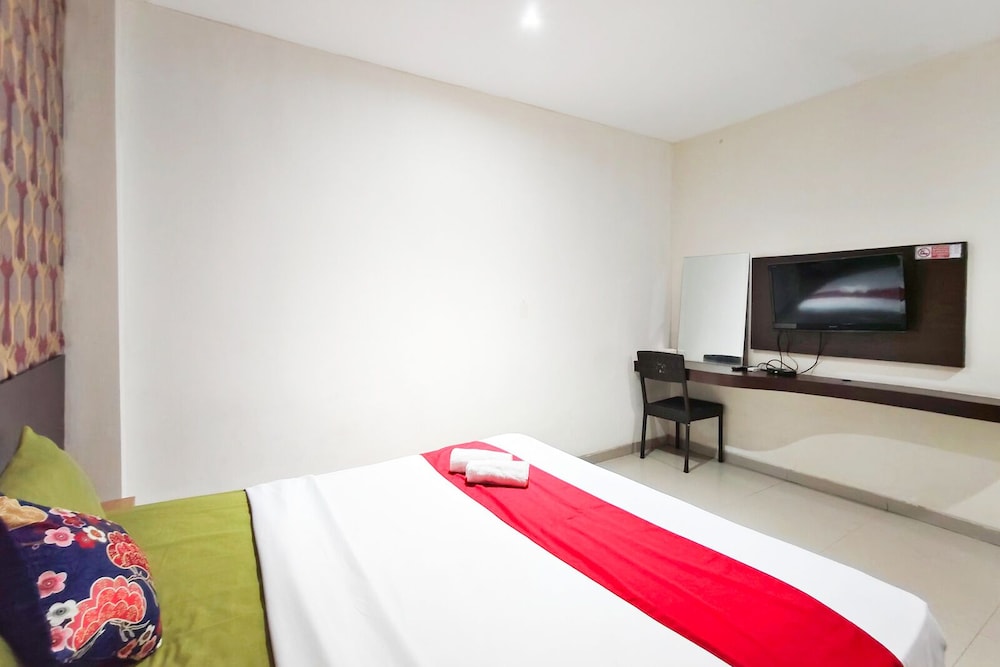 TwoSpaces Living at Kutisari Residence