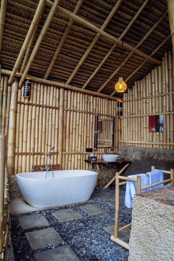 Ayo Hill Villa