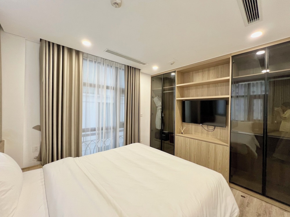 22Land Legend Residence