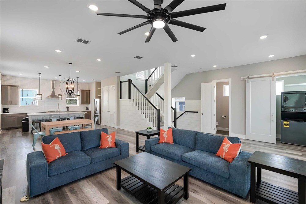 La Concha Blvd #31 -