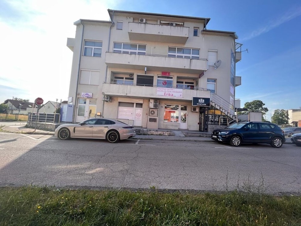 Photo 16