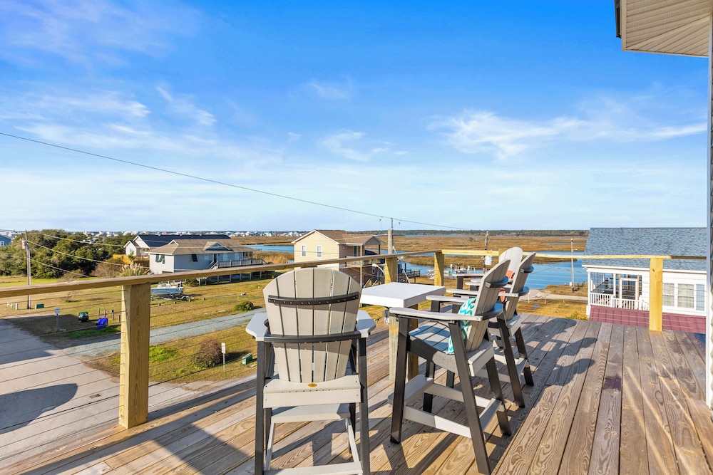 Salt & Lime by Topsail Realty