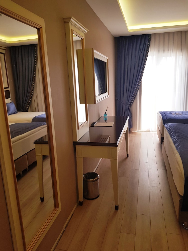 Grand Marcello Otel - Image 35