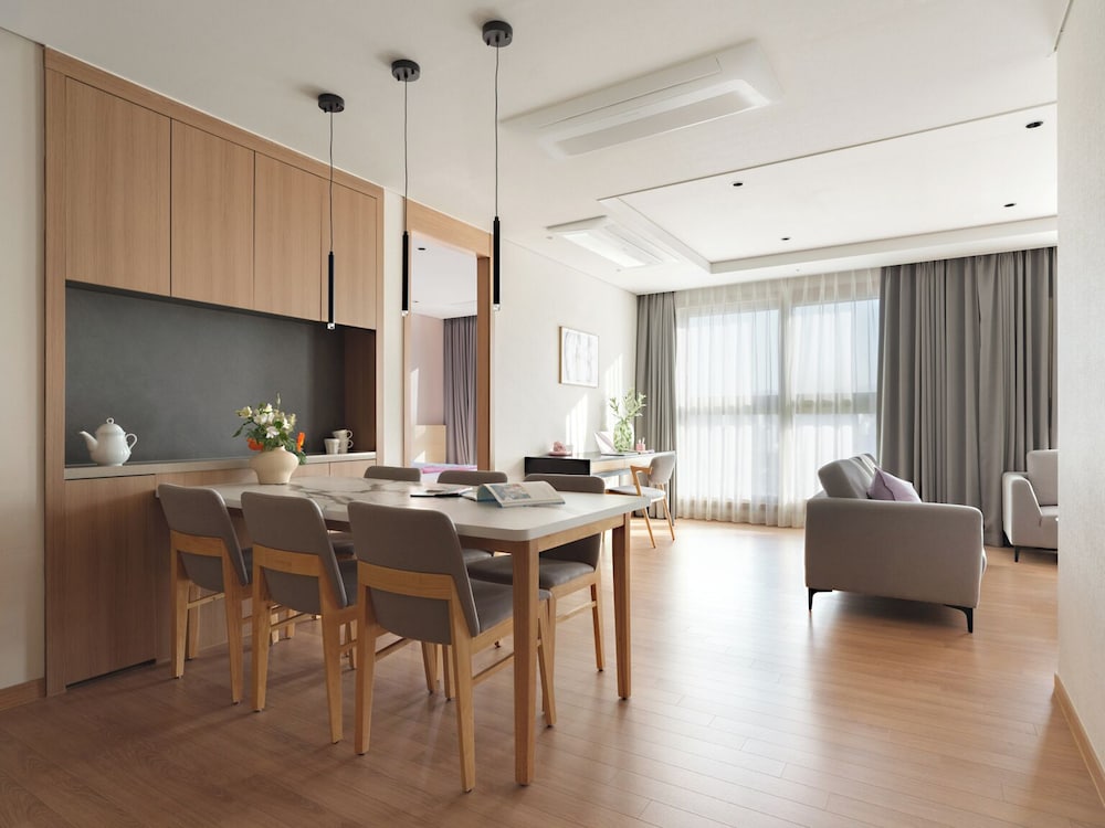 Le collective Sokcho Central