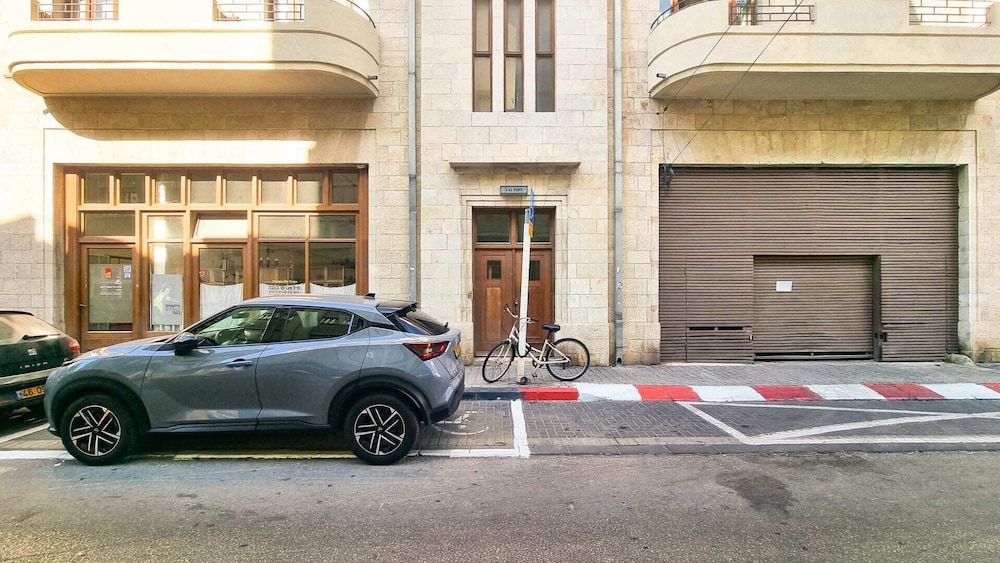 Nitsana Cachemire in Tel Aviv-yafo