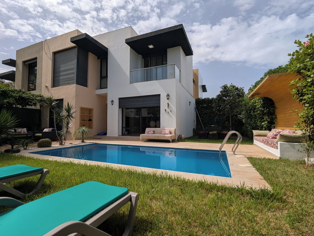 Lovely 3-bedroom villa in Tamaris