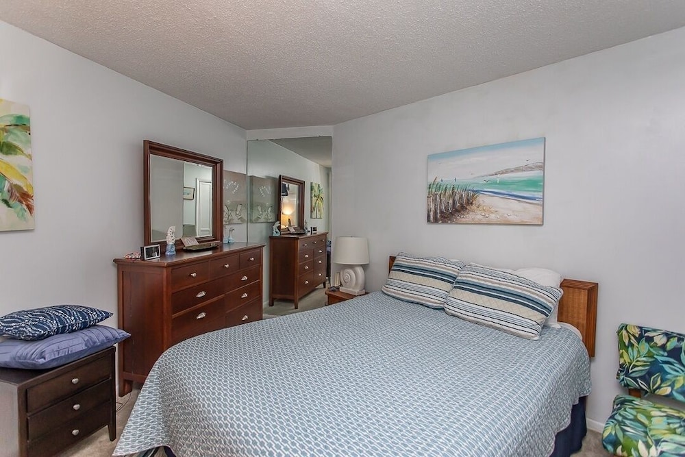 Royal Garden Resort 408 2 Bedroom Condo by RedAwning view 2