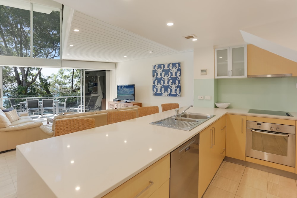 Little Cove Court