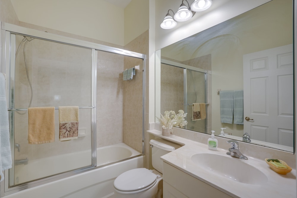 Fort Myers Vacation Rental w/ Pool Access!