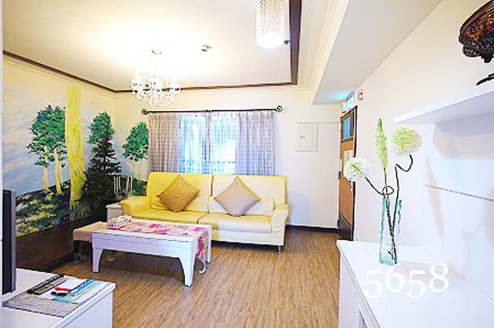 MB House