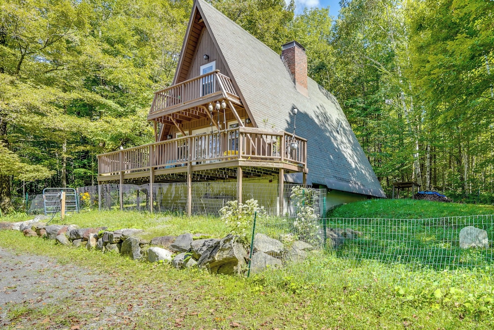 A-frame Cabin w/ Furnished Deck in Becket!