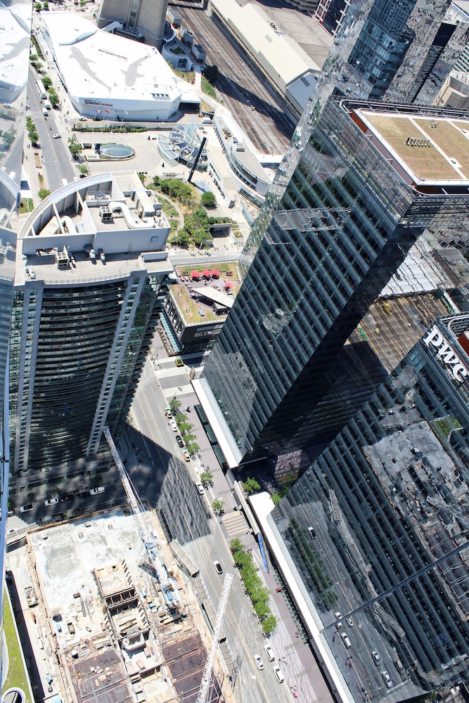 The York Boutique Suites - Image 3