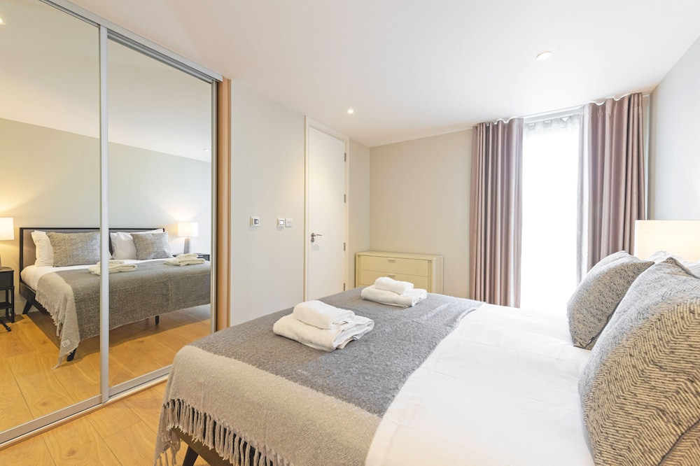 Accomodo London Southbank - Spacious & Elegant Apartments near Big Ben & London Eye