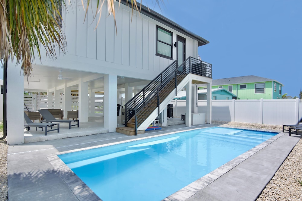 Ocean Oasis
