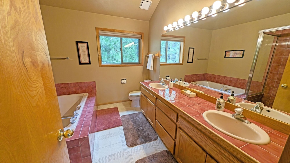 Foursome 2 4 Bedroom Home