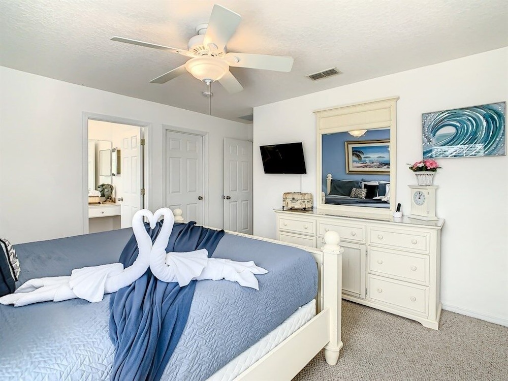 Elegant Emerald Island Getaway Pool, Spa & Games Close To Disney! 7 Bedroom Villa
