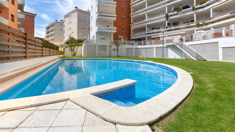 Kistars 2 in Lloret de Mar