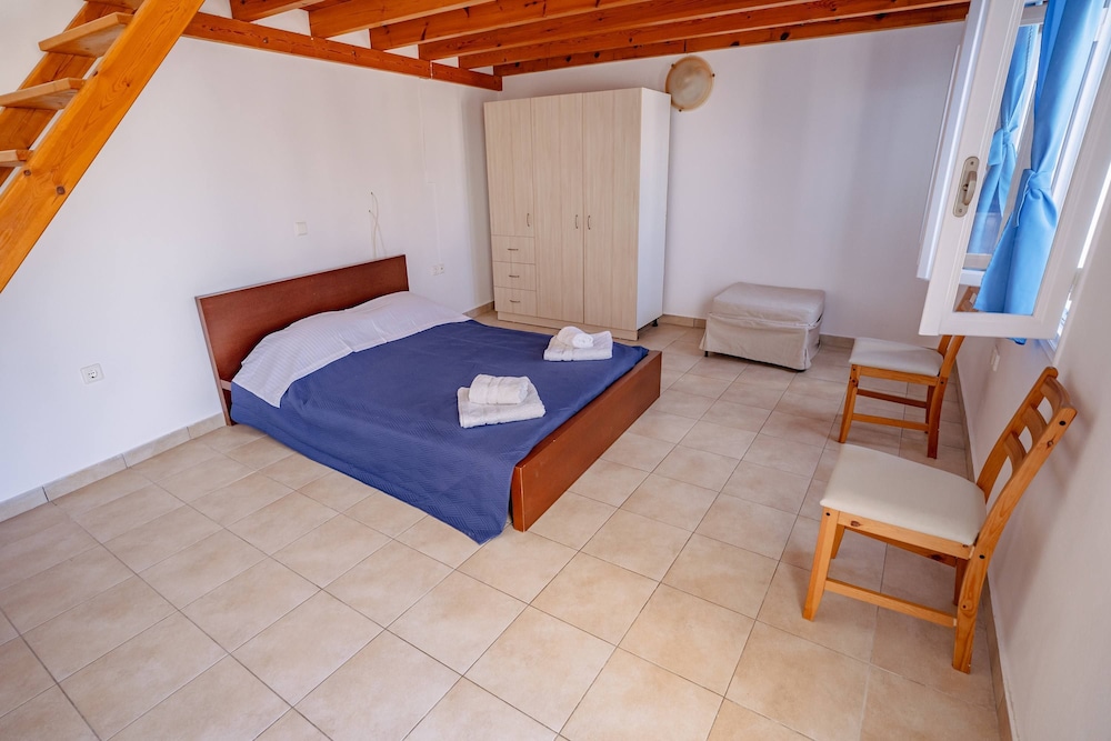 Kamari Open View - Santorini Family Escape