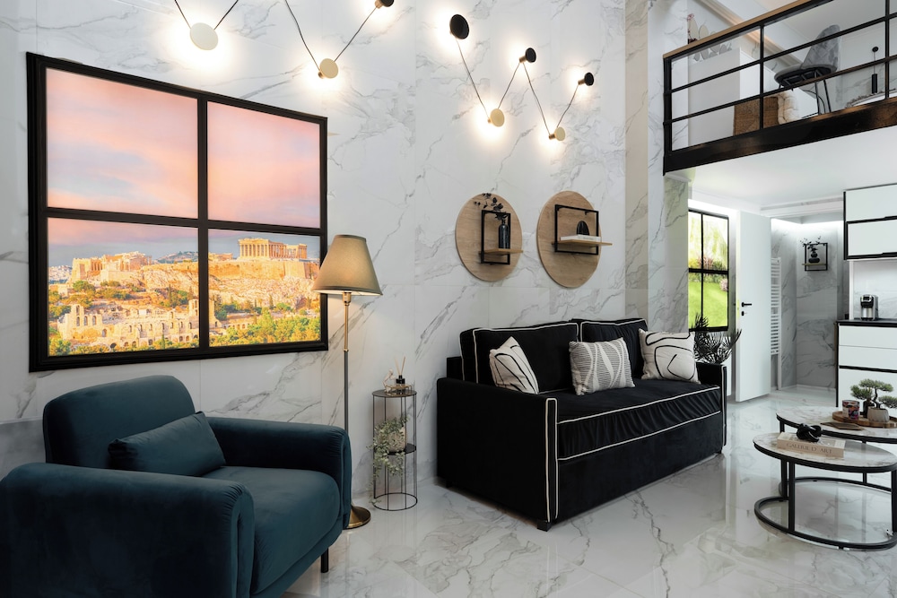 Koukaki Golden Lofts