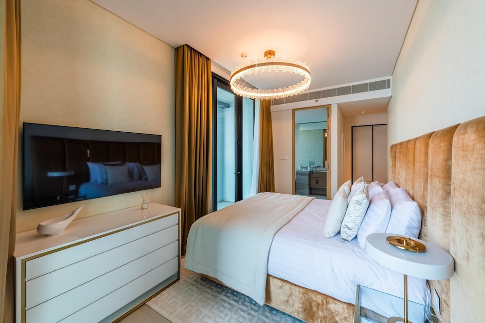 Gorgeous Apt wz Stunning Sea Views in Address JBR